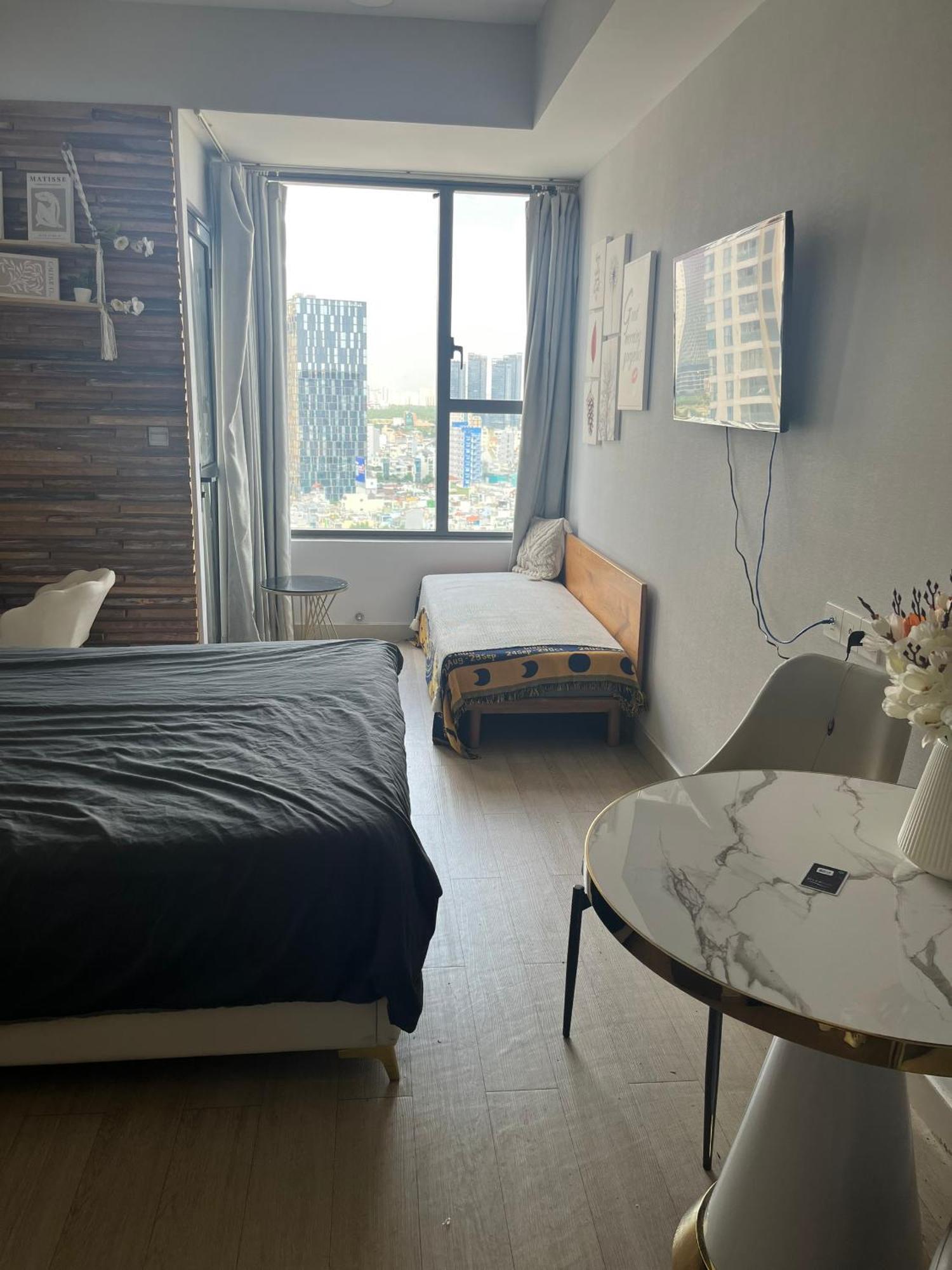 Double E Saigon Apartment In Rivergate Building 호치민 외부 사진