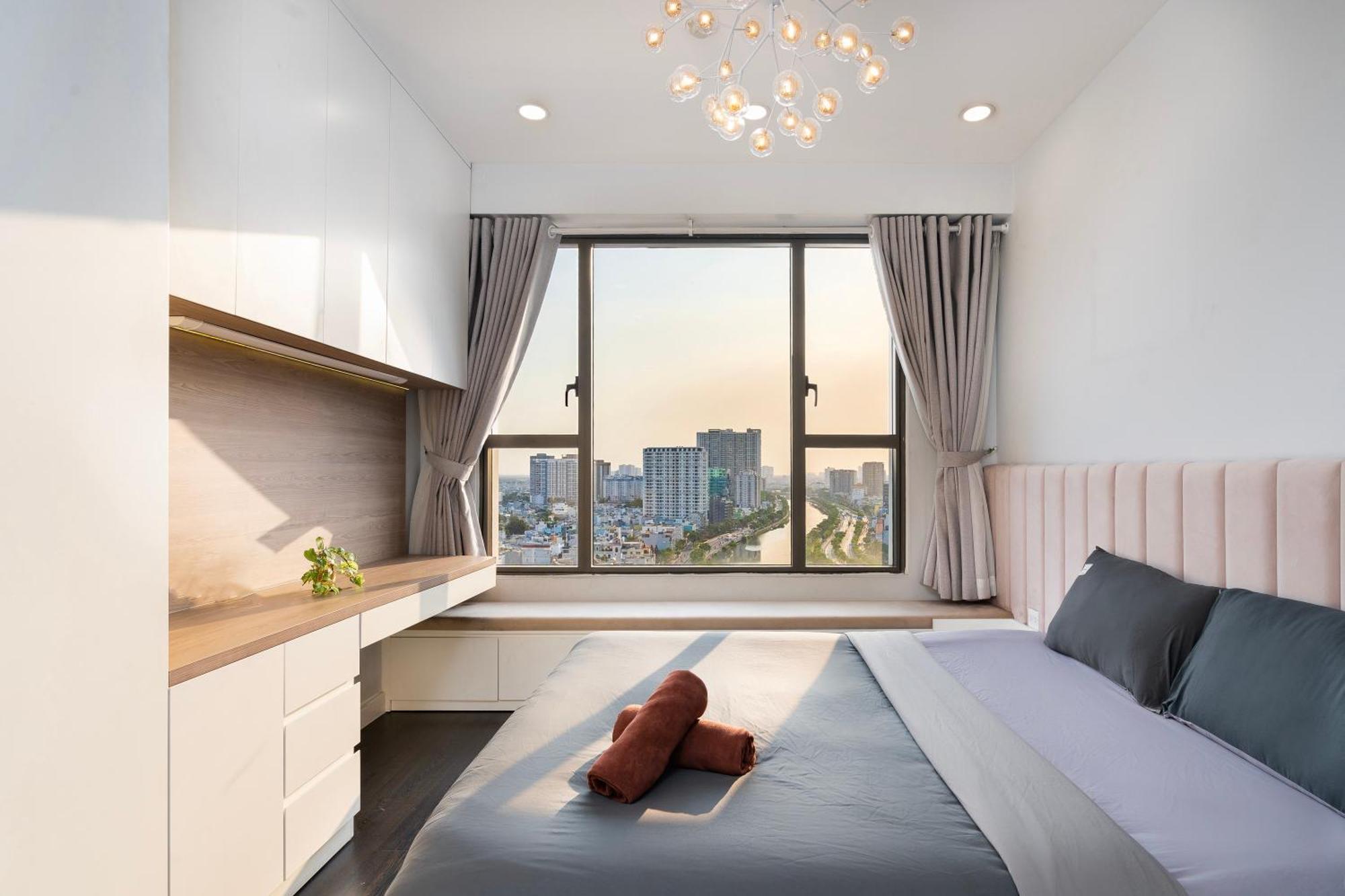 Double E Saigon Apartment In Rivergate Building 호치민 외부 사진