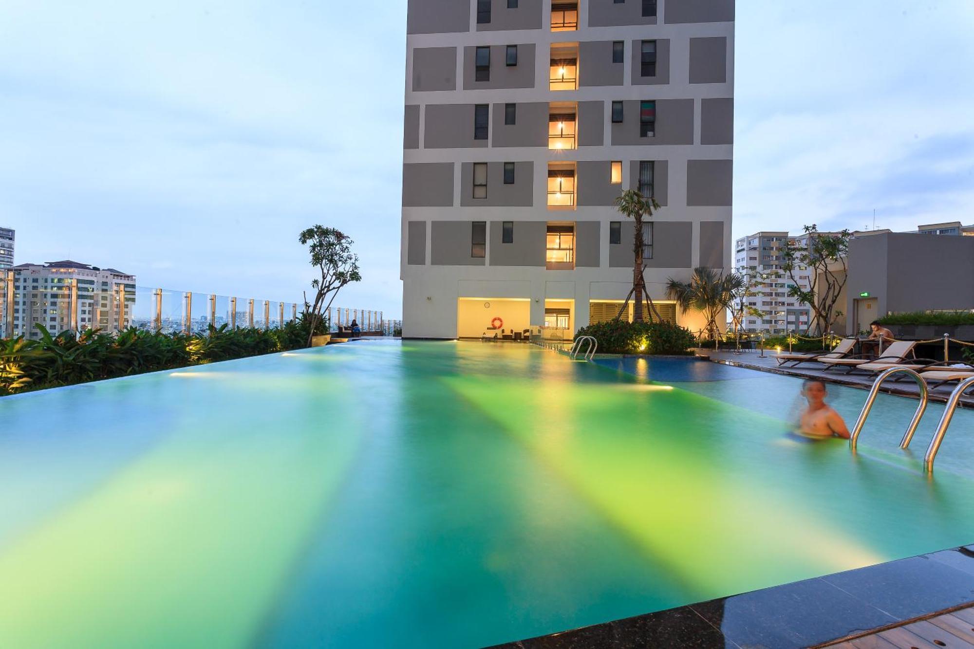 Double E Saigon Apartment In Rivergate Building 호치민 외부 사진