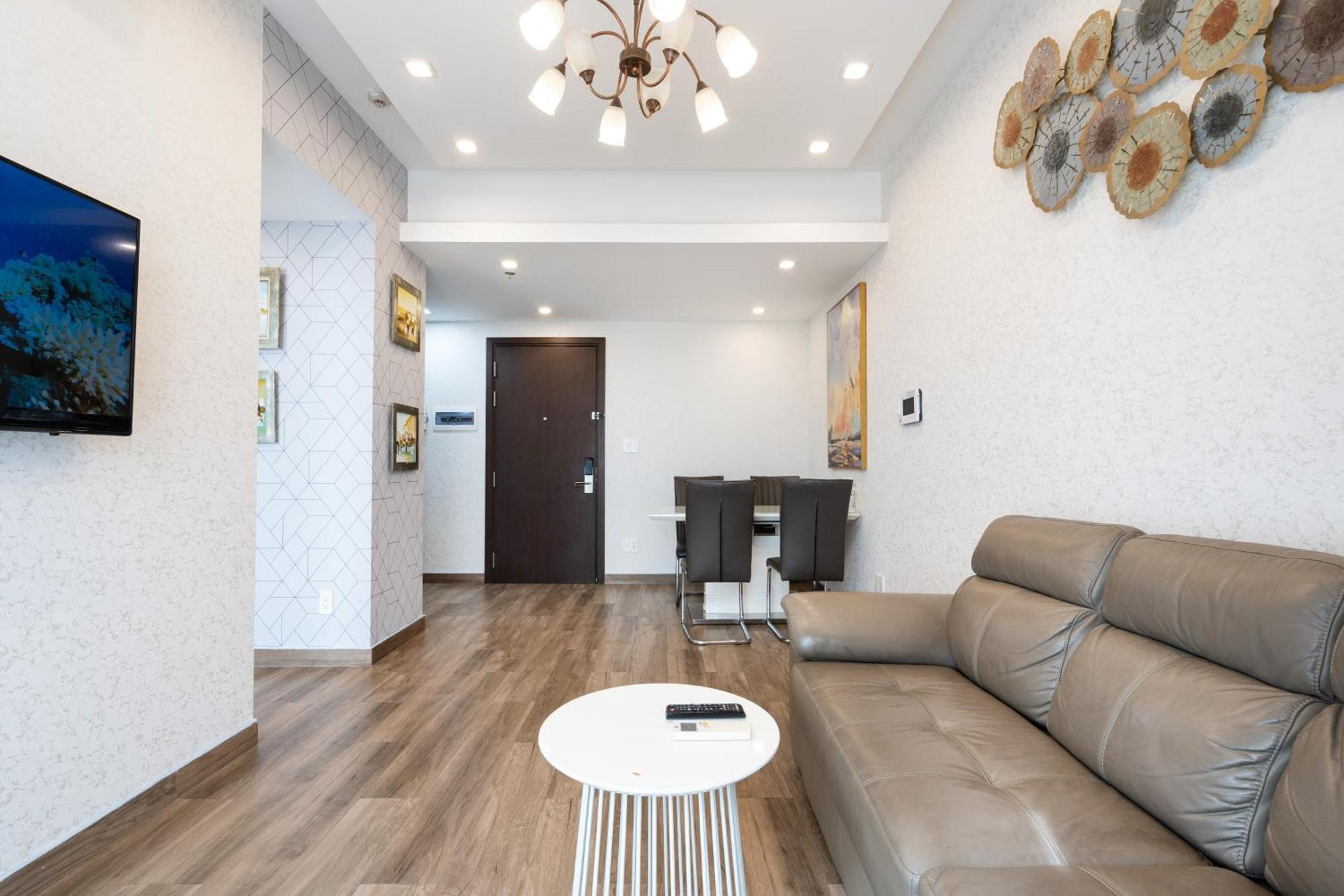 Double E Saigon Apartment In Rivergate Building 호치민 외부 사진