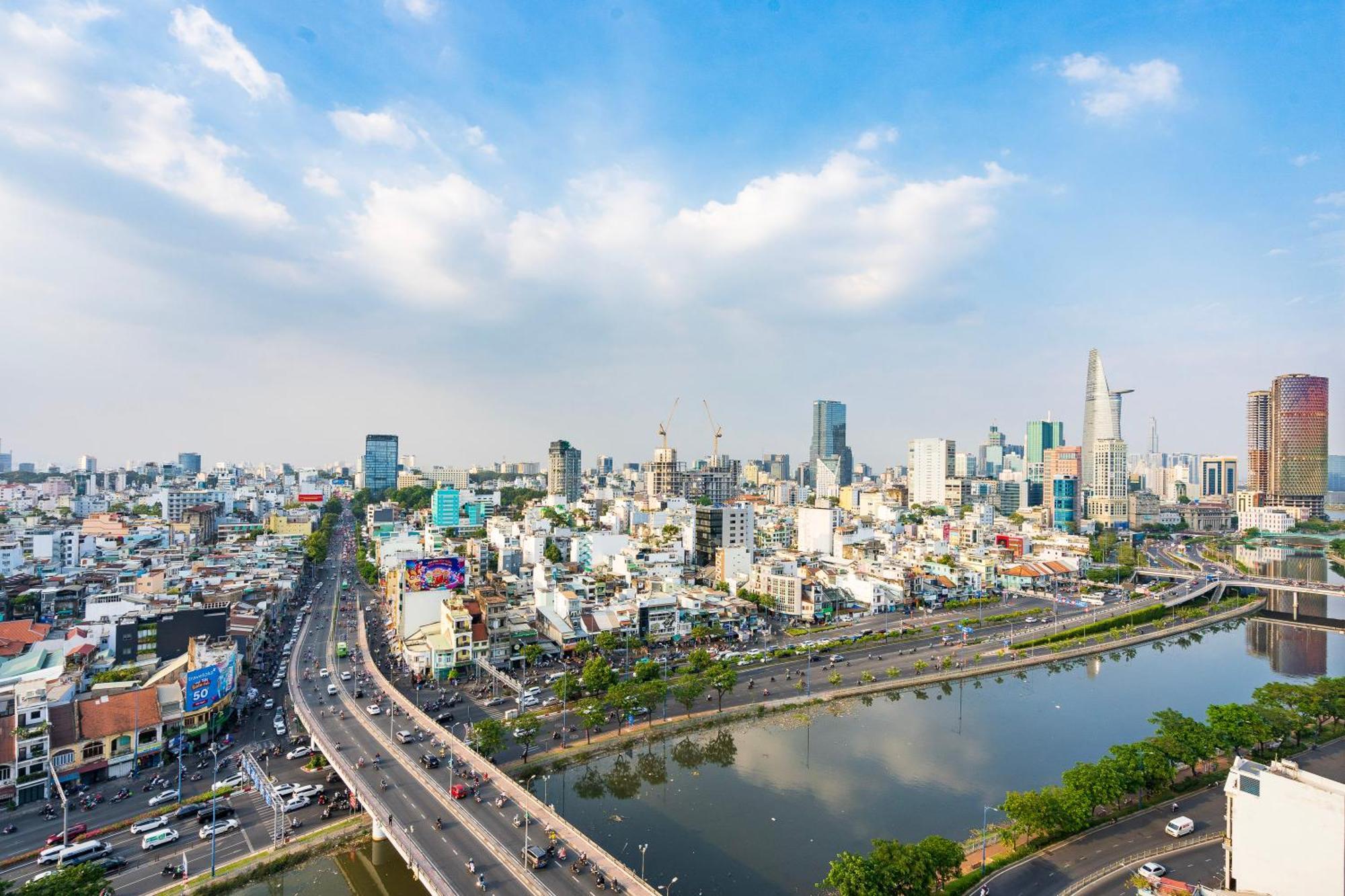 Double E Saigon Apartment In Rivergate Building 호치민 외부 사진