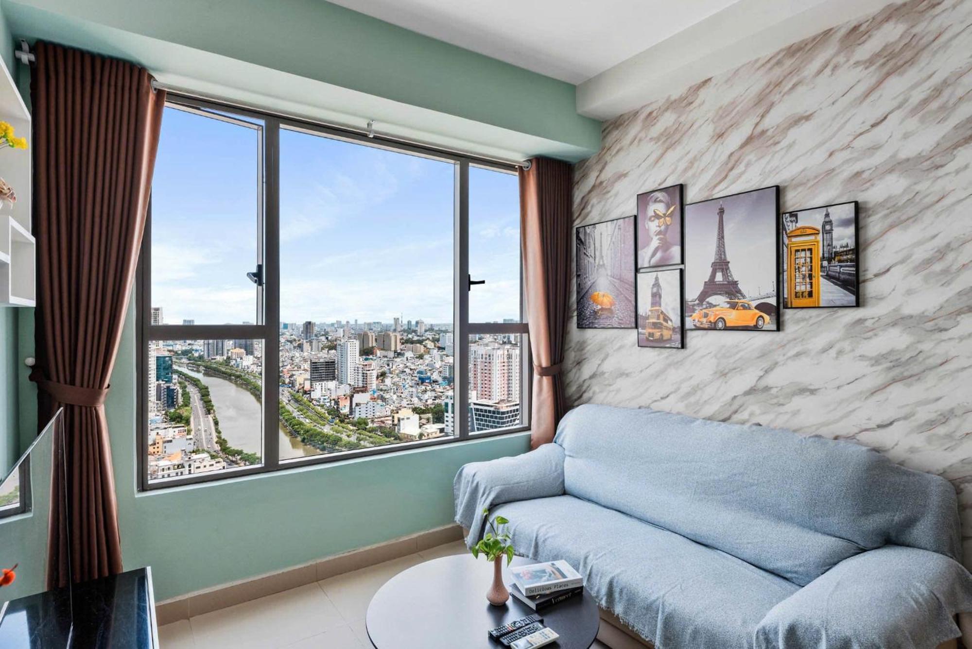 Double E Saigon Apartment In Rivergate Building 호치민 외부 사진