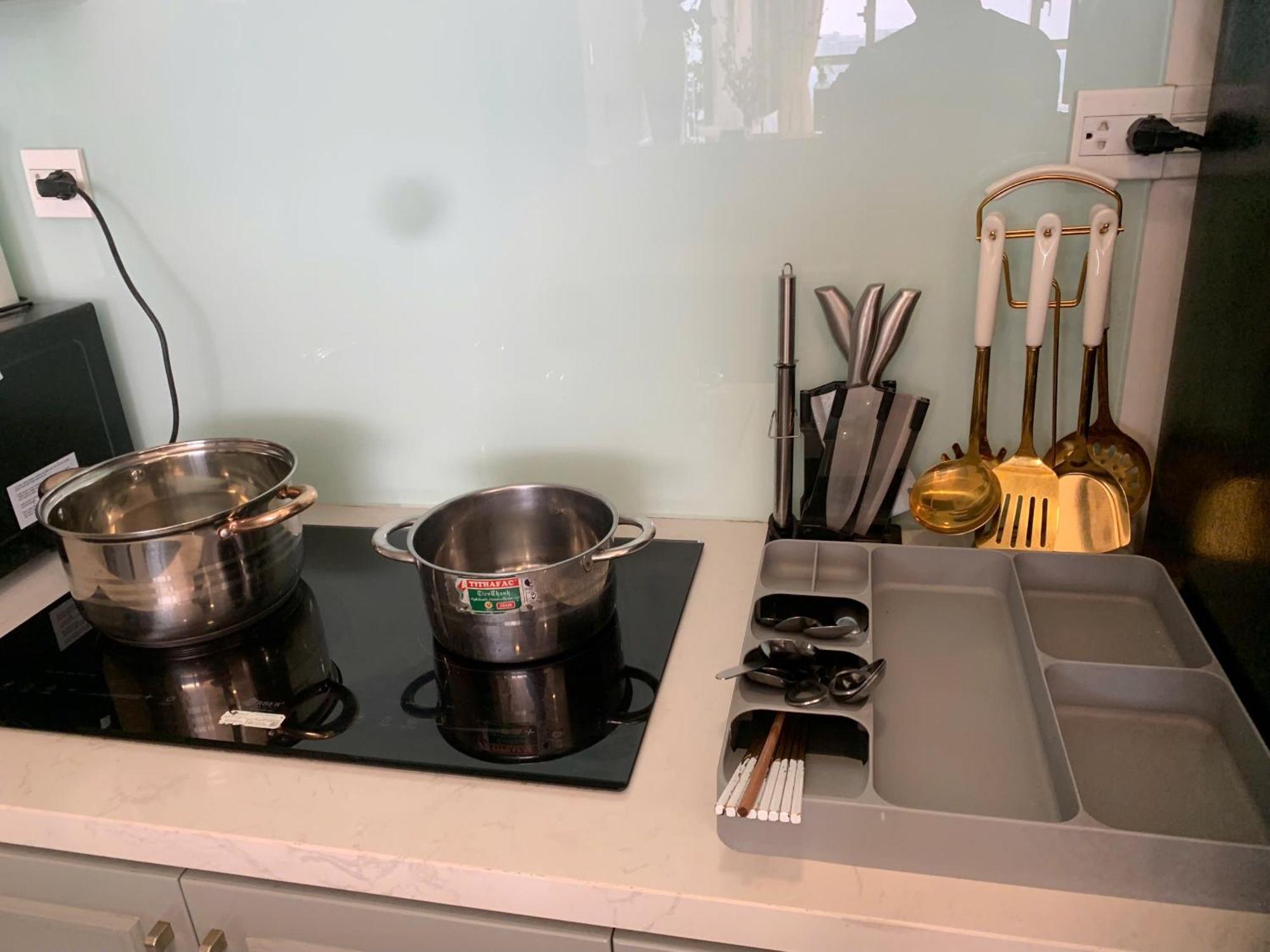 Double E Saigon Apartment In Rivergate Building 호치민 외부 사진