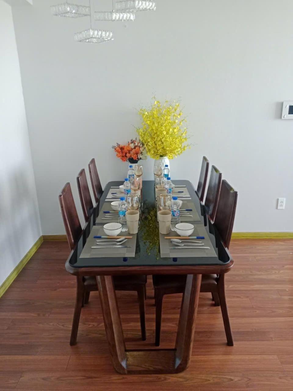 Double E Saigon Apartment In Rivergate Building 호치민 외부 사진