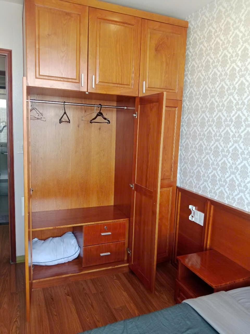 Double E Saigon Apartment In Rivergate Building 호치민 외부 사진